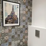 Unique Centre Apartamento *