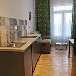 Unique Centre Apartamento Nicósia