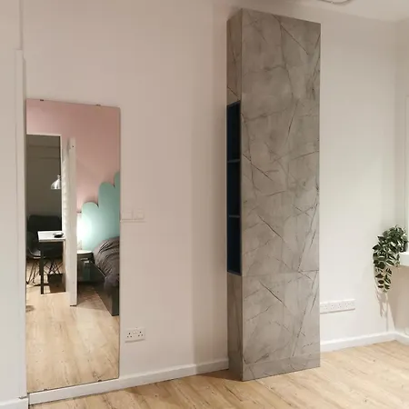 Апартаменты Unique Centre *